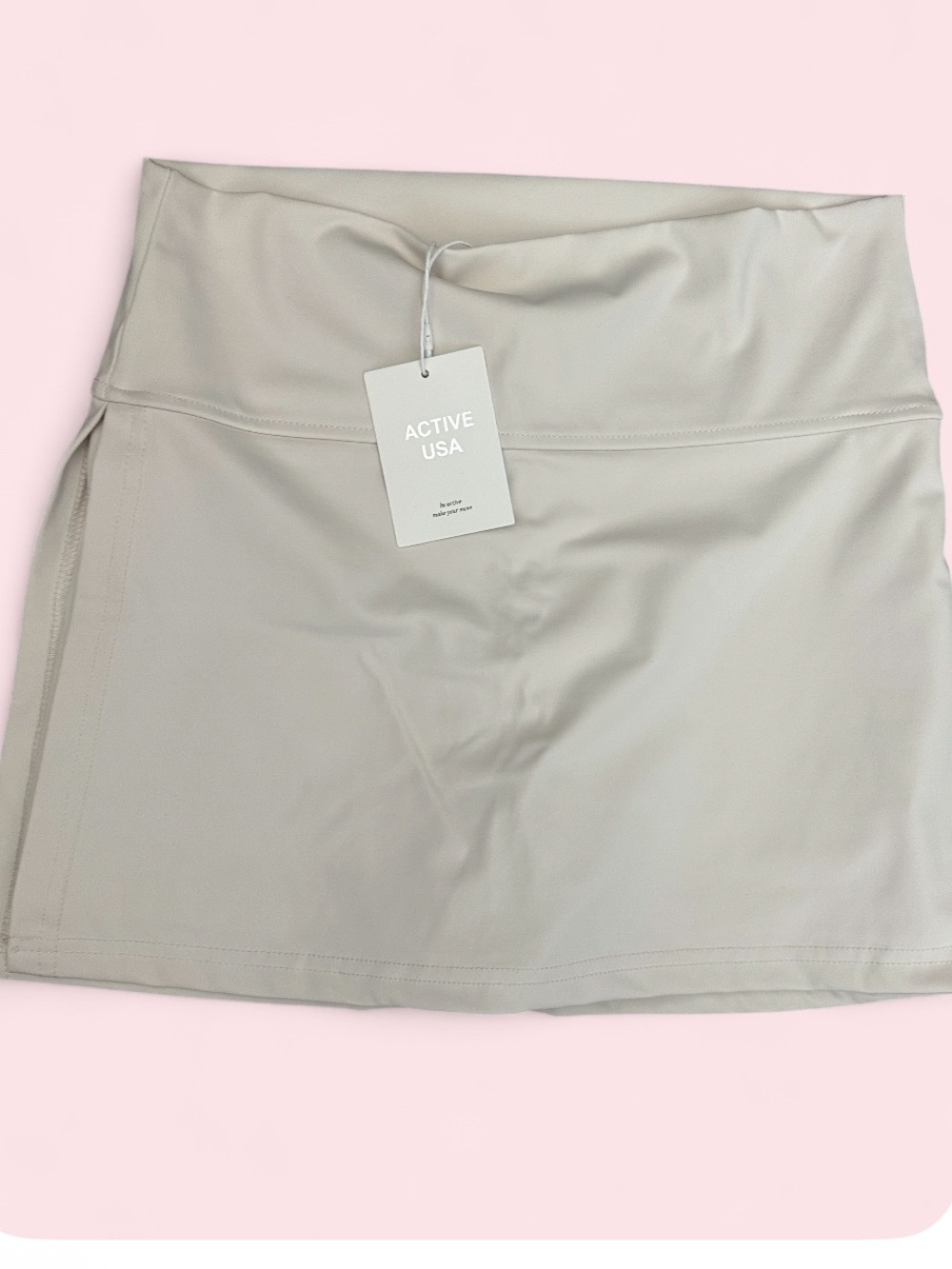 Buttery soft Active USA off white cream small Athletic Skort 🌸